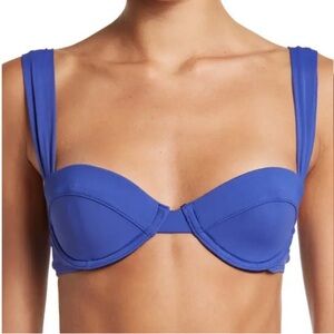 Claudia Weworewhat Padded bikini top underwire small